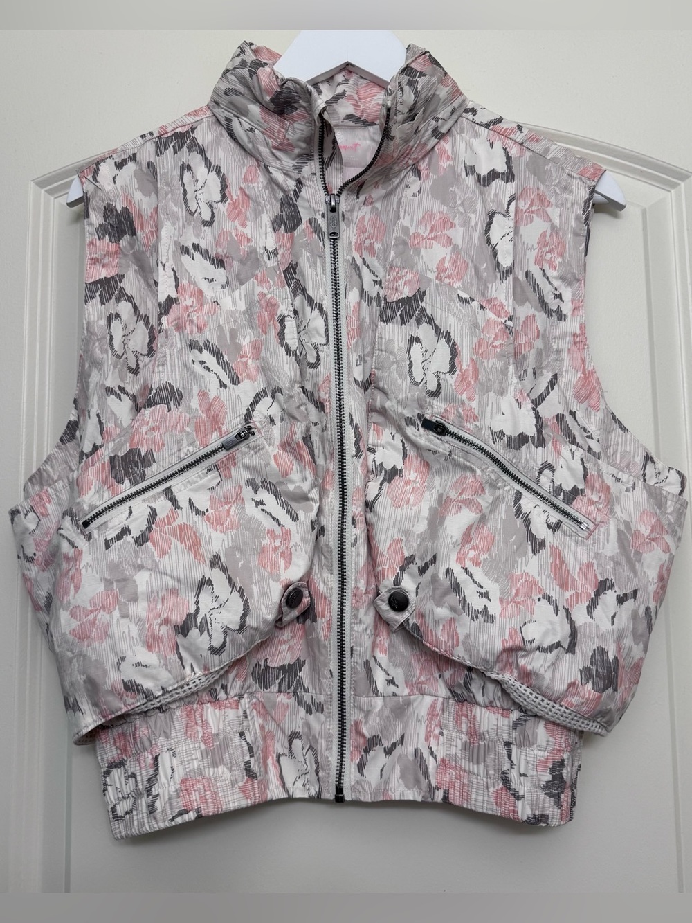FP Movement Free People Off the Grid Vest Women’s Small Ivory Pink Floral